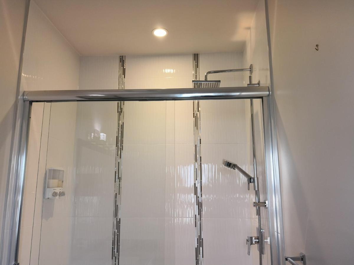וויט רוק Delovely B&B מראה חיצוני תמונה